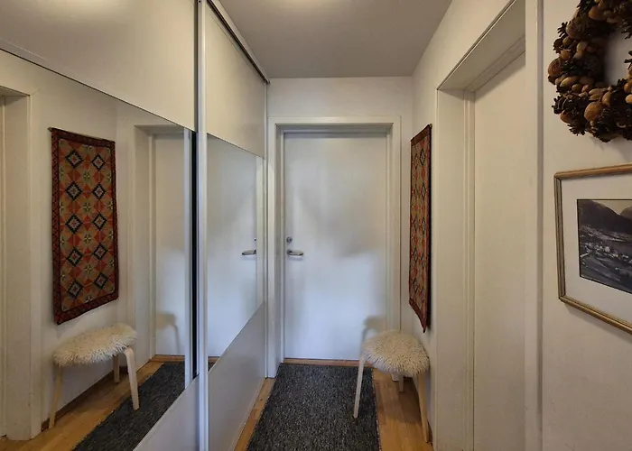 Awesome In With House Sea View דירה