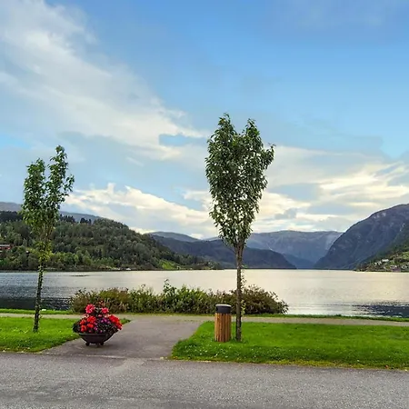 Awesome In With House Sea View Apartament Ulvik